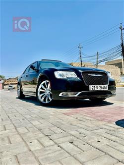 کرایسلەر 300